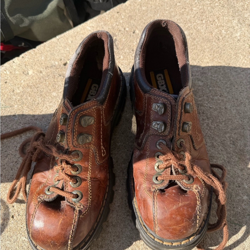 GBX Brown Leather Chukka Boots